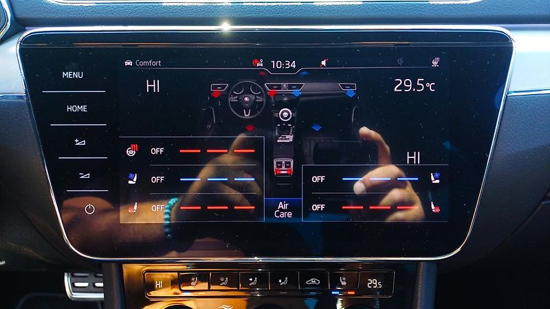 Škoda Superb 200kW 4x4 L&K-WEBASTO-TZ-ČR - fotka 26 z 37
