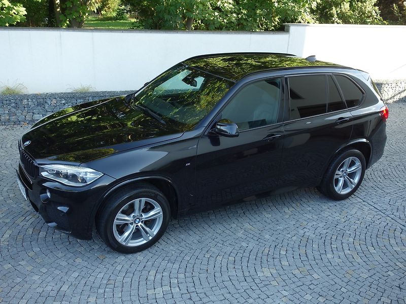 BMW X5 (2014) 4.0D*XD*M-PAKET*WEBASTO*1M*CZ! - fotka 5 z 50