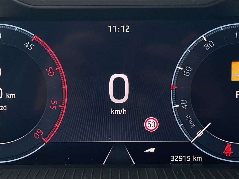 Škoda Octavia 2,0 TDI DSG Style Plus TZ+ACC - fotka 11 z 23