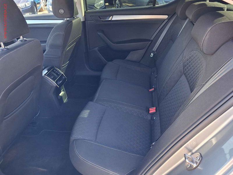 Škoda Superb (2015) 2.0 TDI, ČR, DSG, navi, bixen - fotka 10 z 18