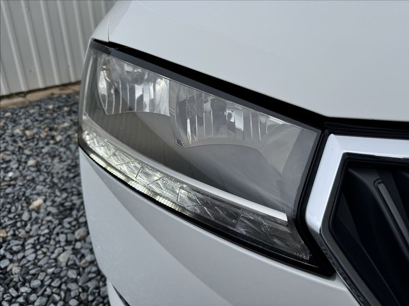 Škoda Fabia 1,0 TSI DPH tažné 1.maj. ČR - fotka 8 z 50