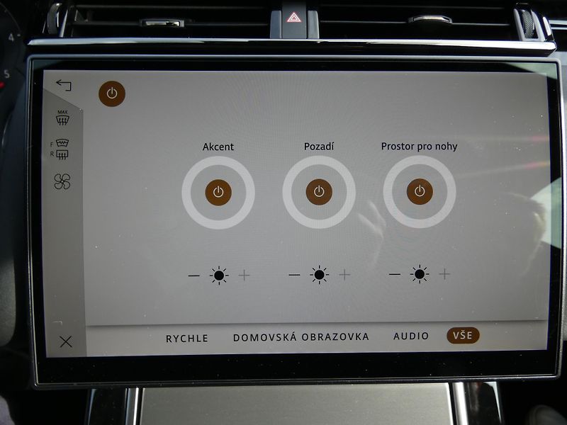 Land Rover Range Rover Velar (2026) 2,0 S D200 - fotka 34 z 41
