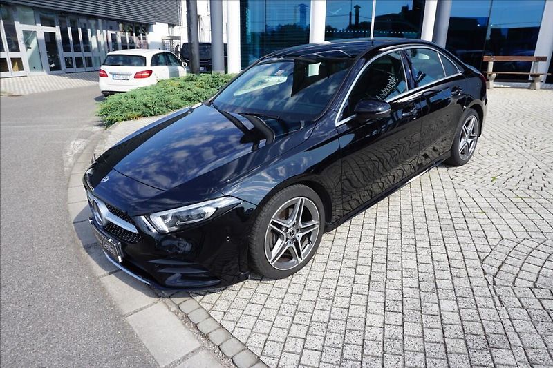 Mercedes-Benz Třídy A 1,3 A 200 L 1. majitel ČR - fotka 3 z 16