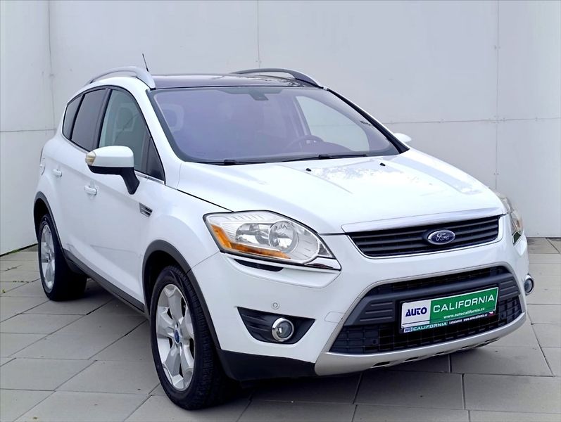 Ford Kuga 2,0 TDCi 4x4 NAVI KŮŽE KAMERA - fotka 4 z 25