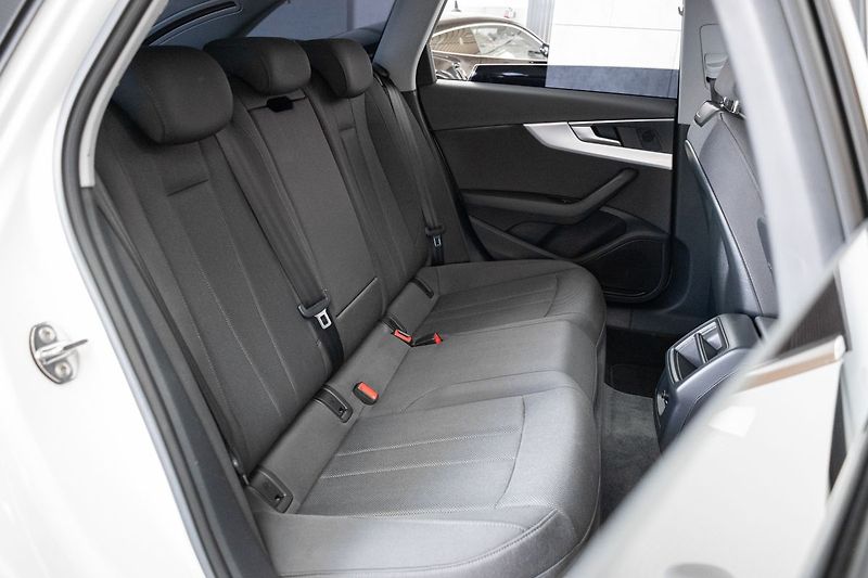 Audi A4 Allroad 2.0 TDI REZERVACE - fotka 12 z 42