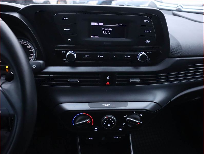 Hyundai i20 (2022) Comfort 1.0 T-GDI, Automat - fotka 12 z 19