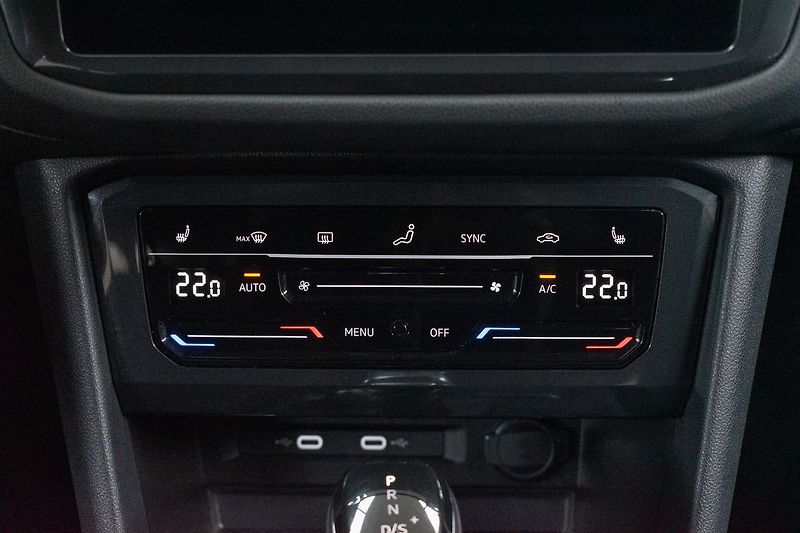 Volkswagen Tiguan Allspace 2.0 TDI 4x4*DSG*TAŽNÉ*DPH*ČR 1 - fotka 26 z 49