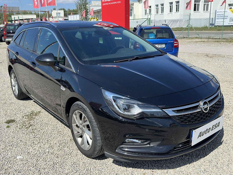 Opel Astra (2019) 1.6CDTi, Navi, bixenon - fotografie inzerátu