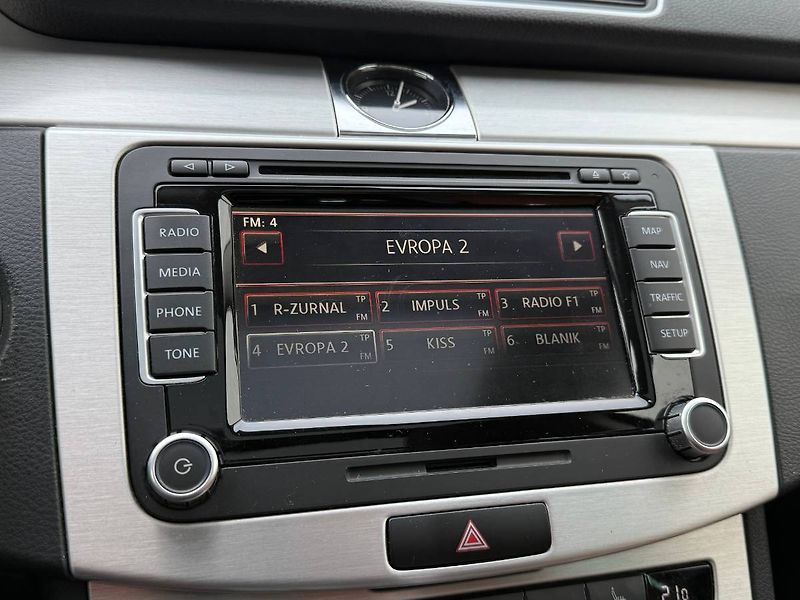 Volkswagen Passat Variant (2013) 2.0 TDI 125 kW Highline DSG - fotka 12 z 23