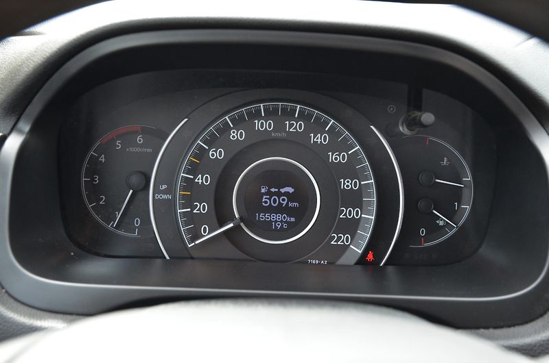 Honda CR-V (2013) 2.2 i-DTEC 110kW 4x4 / ČR - fotka 22 z 27