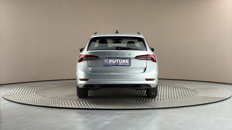 Škoda Octavia 2.0 TDI Ambition Combi - fotka 5 z 25
