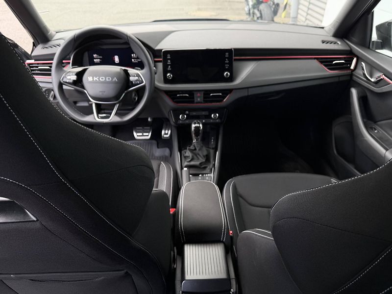 Škoda Kamiq (2026) Monte Carlo 7DSG 1,0TSI - fotka 5 z 22