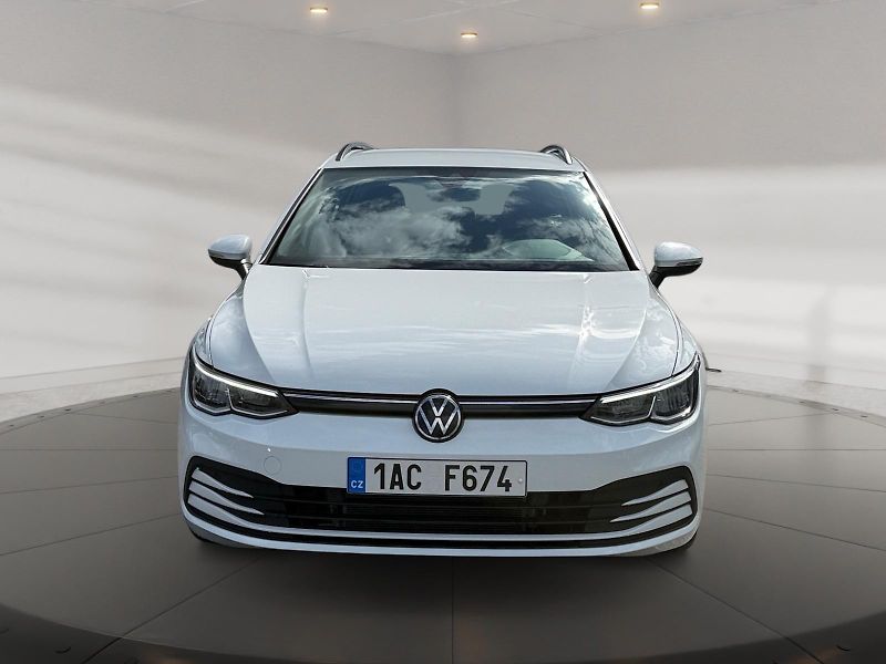 Volkswagen Golf Variant (2024) LIFE 1.5TSI 96kW CZ DPH - fotka 2 z 11