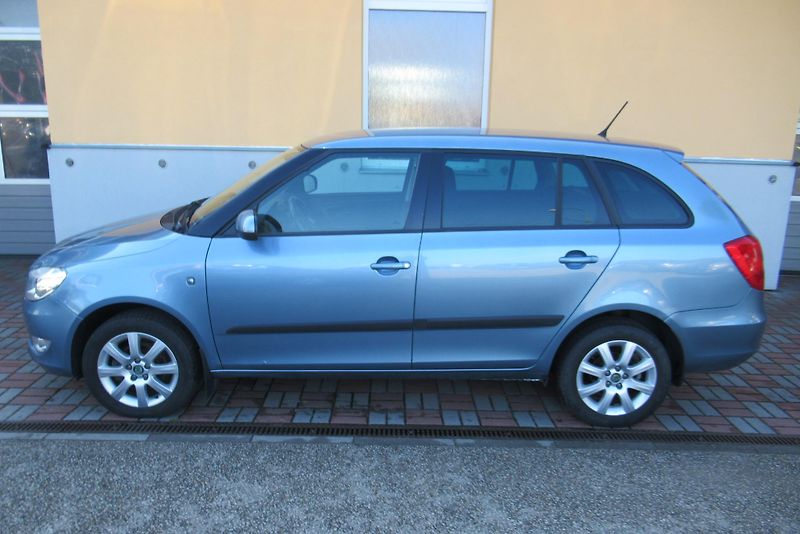 Škoda Fabia 1.2 TSi AUT. KLIMA TEMPOMAT - fotka 6 z 31