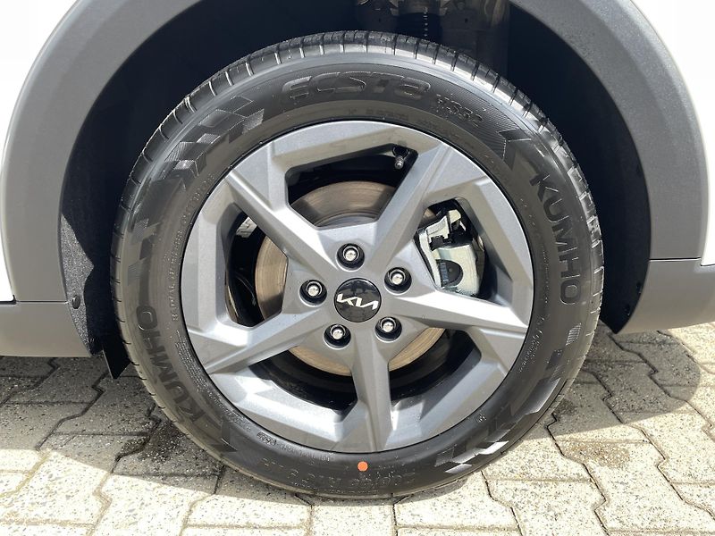 Kia K4 Sportswagon (2026) 1.6T-GDi 7DCT SPIN 110Kw - fotka 23 z 24