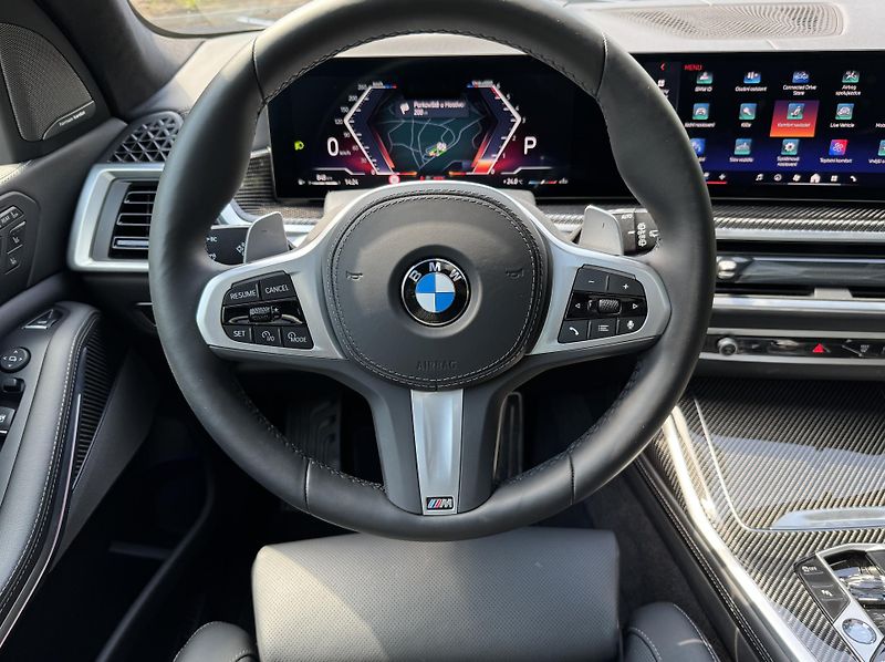 BMW X7 40d xDrive Msport PRO | max  - fotka 23 z 38