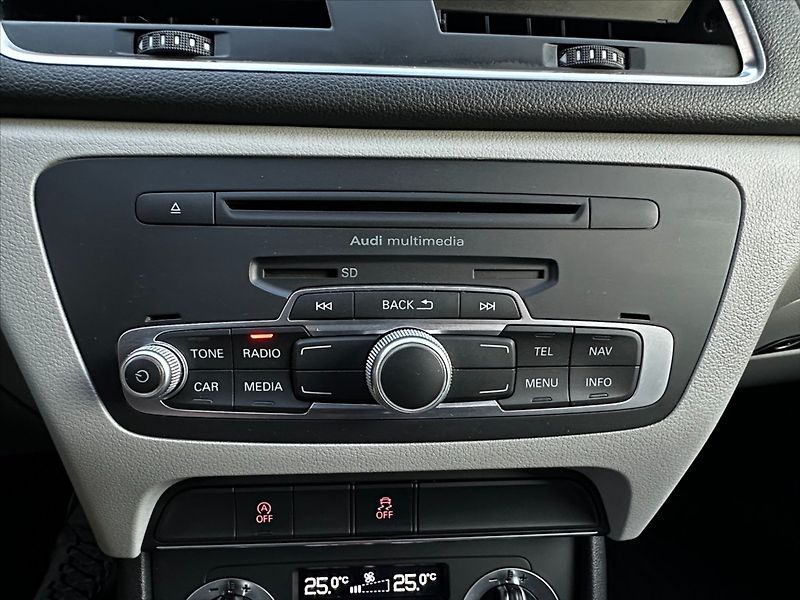 Audi Q3 2,0 TFSI quattro 125kW - fotka 23 z 34