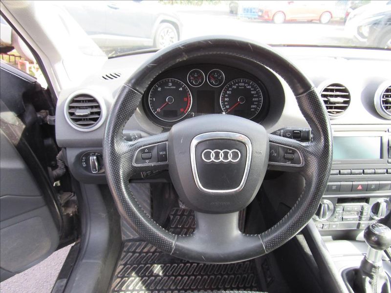 Audi A3 1,9 TDi 77 KW - fotka 12 z 29