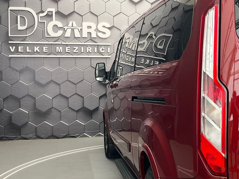Ford Tourneo Custom 320 L2H1 Titanium 136 kW aut. - fotka 46 z 64