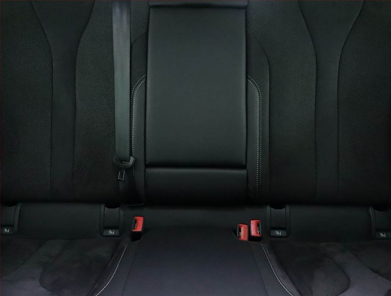Škoda Enyaq (2023) Sportline 60 (62 kWh), SoH 93% - fotka 10 z 21