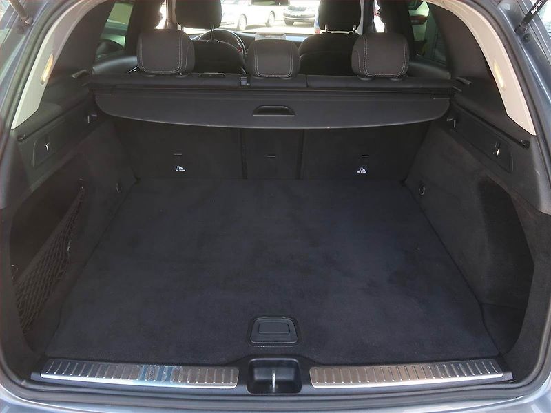 Mercedes-Benz GLC (2016) 220 d 4MATIC, 4X4 - fotka 13 z 16