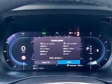 Volvo XC60 PLUS DARK B4 AWD - náhled 13