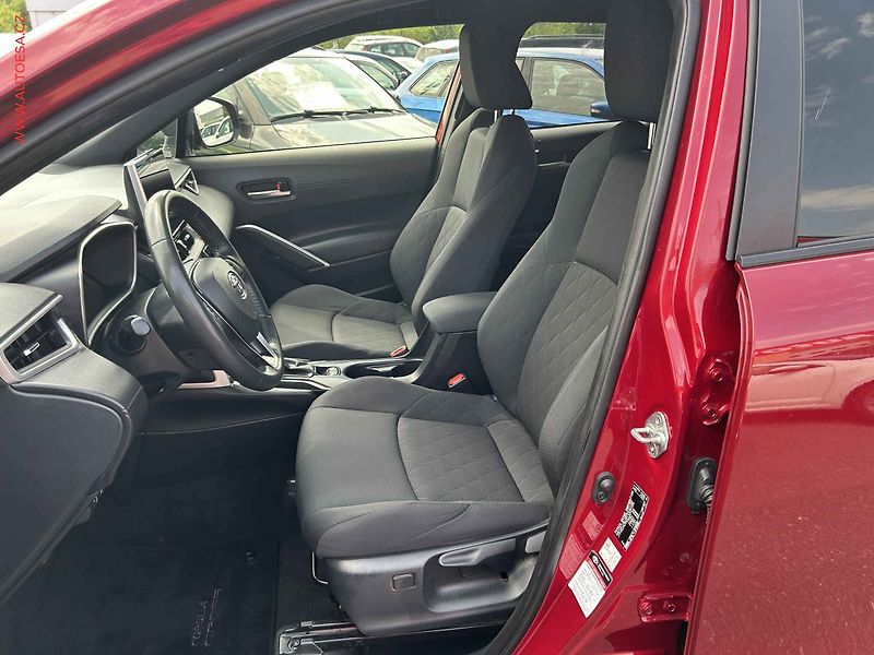 Toyota Corolla (2025) 1.8i, 1.maj,ČR, servis.kniha - fotka 9 z 19
