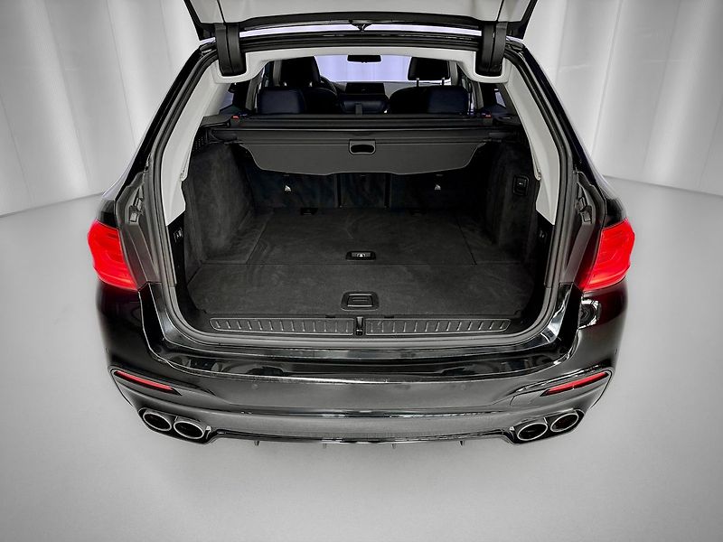 BMW Řada 5 530d xDrive ALPINA 285 KW, WEB - fotka 29 z 30