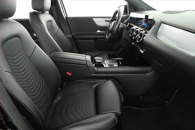 Mercedes-Benz Třídy B (2019) B 180 d, Automat, Serv.kniha - fotka 7 z 20