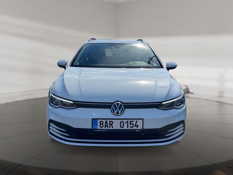 Volkswagen Golf Variant (2021) LIFE 2.0TDI 85kW CZ DPH  - fotka 2 z 11