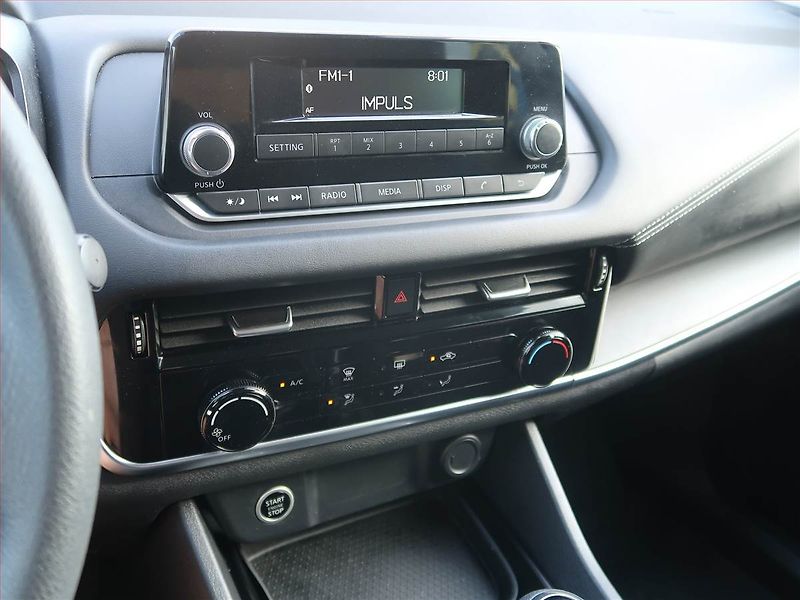 Nissan Qashqai (2022) Acenta 1.3 DIG-T - fotka 12 z 20