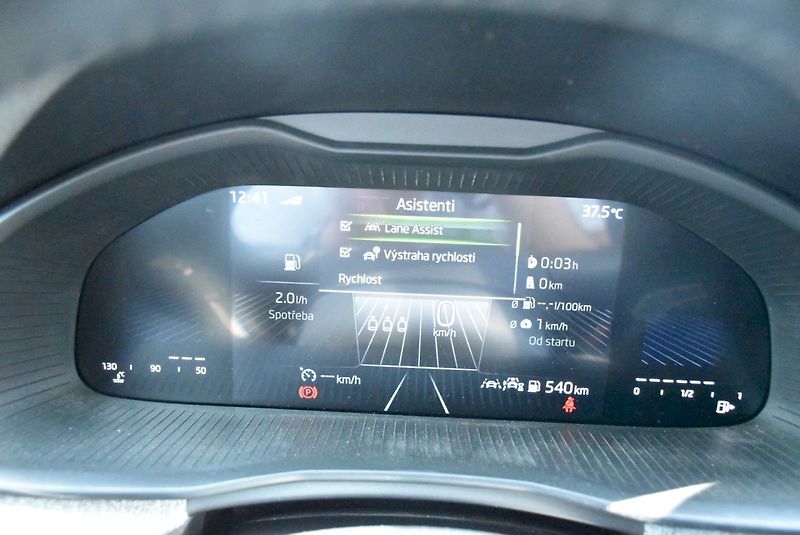 Škoda Kamiq (2025) Selection 1.0 TSI 85 kW - fotka 7 z 27