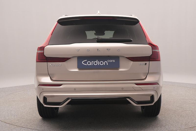 Volvo XC60 (2026) B5 AWD AUT DARK ULTRA - fotka 11 z 22