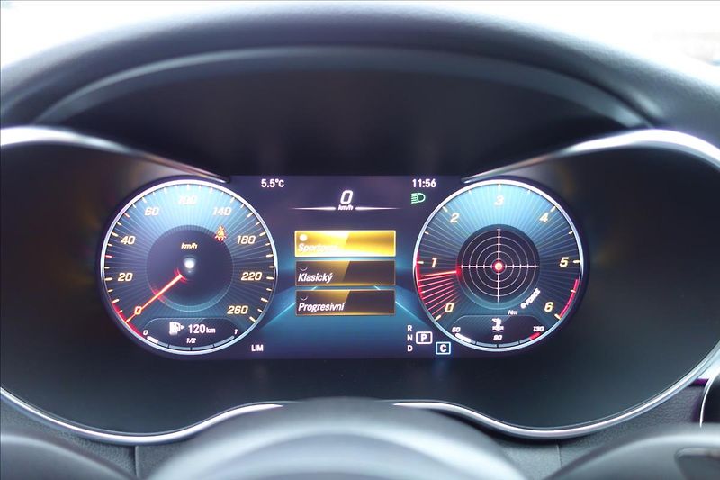 Mercedes-Benz Třídy C 220 CDi,ČR,1 MAJ.,4M,AMG. - fotka 39 z 43