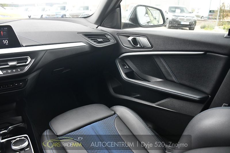 BMW Řada 2 218d M-SPORT 1M ČR HUD - fotka 20 z 46