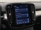 Volvo XC40 B3 CORE AUT CZ 1.maj. - náhled 45