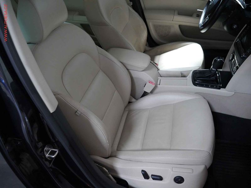 Škoda Superb (2013) 2.0 TDi 4x4, 2.maj, DSG - fotka 10 z 25