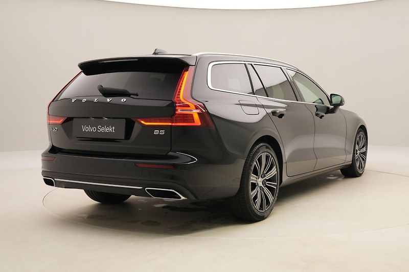 Volvo V60 B5 INSCRIPTION AUT REZERVACE - fotka 13 z 42