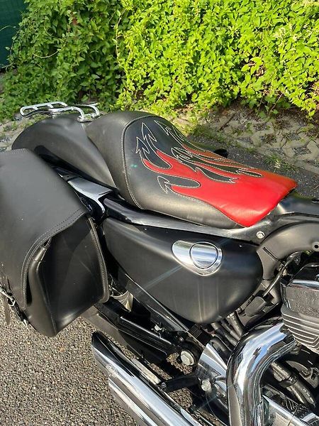 Harley-Davidson XL 1200V Sportster Seventy-Two (2012) - fotka 11 z 15