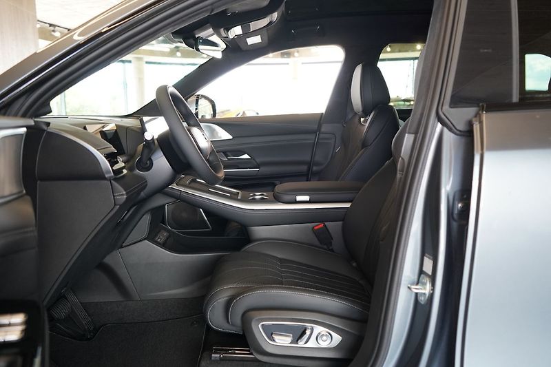 Xpeng G9 (2026) AWD Performance - 575 HP !!! - fotka 20 z 53