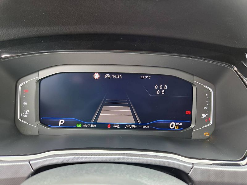 Volkswagen Touran (2026) 1.5 TSI R-line DSG 7míst - fotka 20 z 46