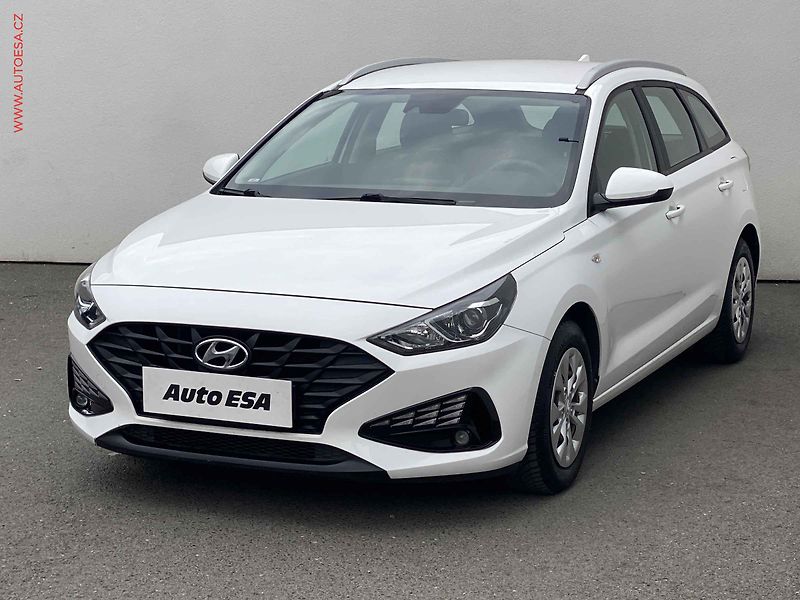 Hyundai i30 (2021) 1.6 CRDi, 1.maj,ČR, Smart, AC - fotka 3 z 16