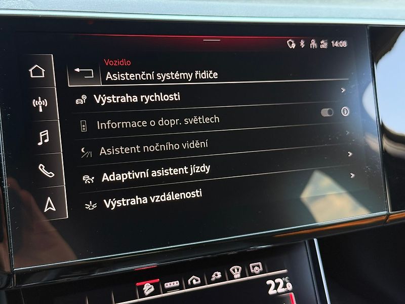 Audi e-tron 55 300kW NightV B&O HUD Tažné - fotka 8 z 18