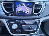 Chrysler Pacifica (2018) 3,6L Hybrid, krásný stav  - náhled 24
