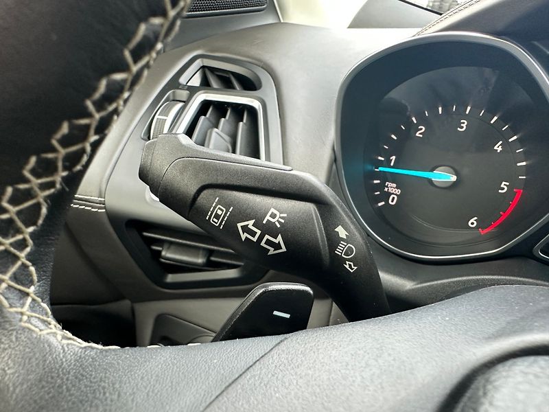 Ford Kuga (2019) 2,0TDCI 4x4 Automat  Vignale - fotka 22 z 31