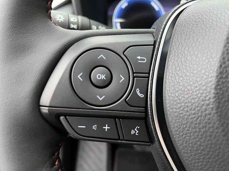 Toyota RAV4 2.5 TNGA PHEV Executive JBL - fotka 15 z 28