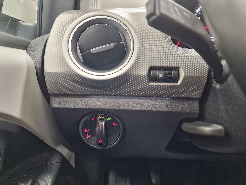 Volkswagen up! (2019) 1.0 ECO Záruka - fotka 35 z 53