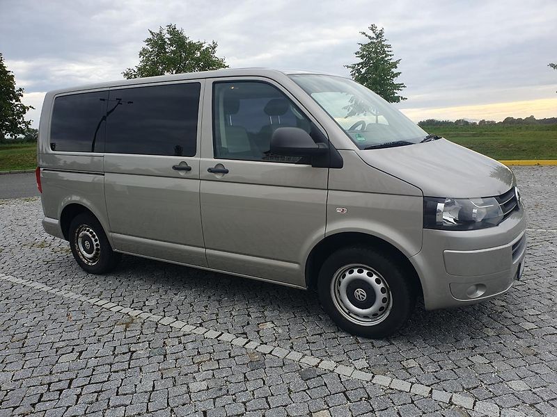 Volkswagen Multivan (2011) 2L 103kw, SPLÁTKY  - fotka 5 z 29