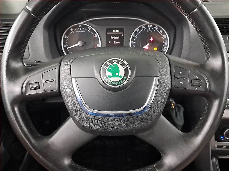 Škoda Octavia (2009) 1.4 TSI, Serv.kniha, Tempomat - fotka 18 z 21