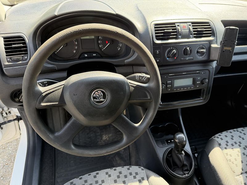 Škoda Praktik 1.2 TSI - fotka 11 z 19